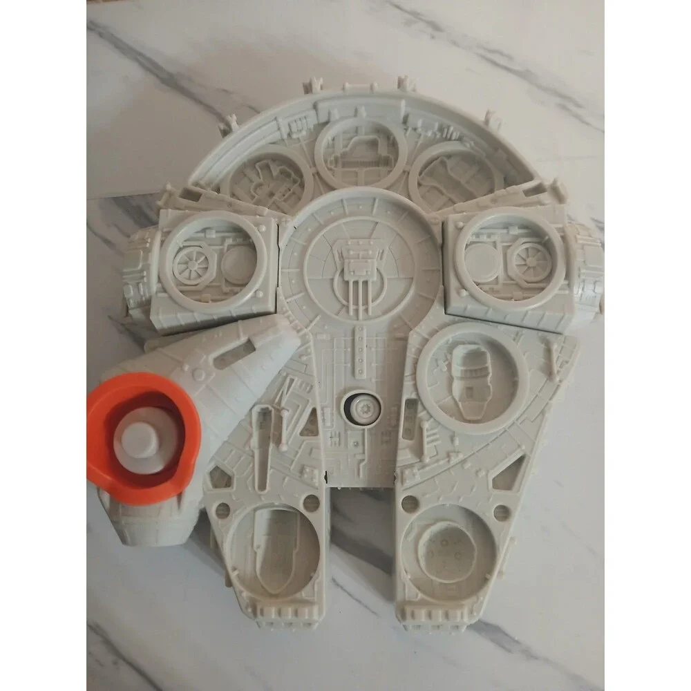 Play-Doh  Star Wars Millennium Falcon Ship Mold Hasbro Summer Play